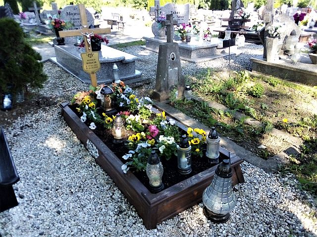 Irena Wójcik 1937 Lubawka - Grobonet - Wyszukiwarka osób pochowanych