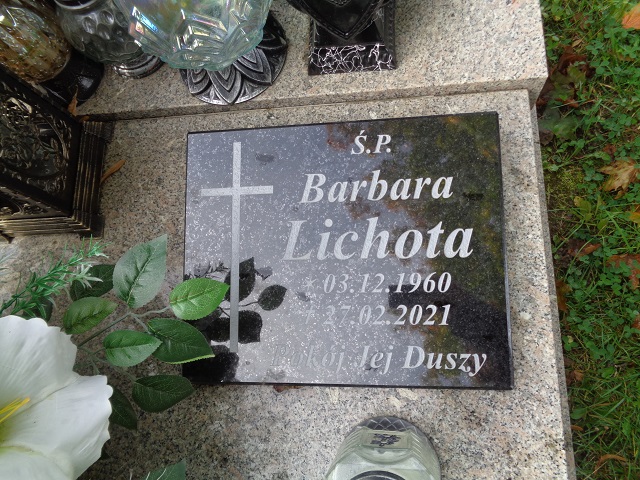 Grób Barbara Lichota